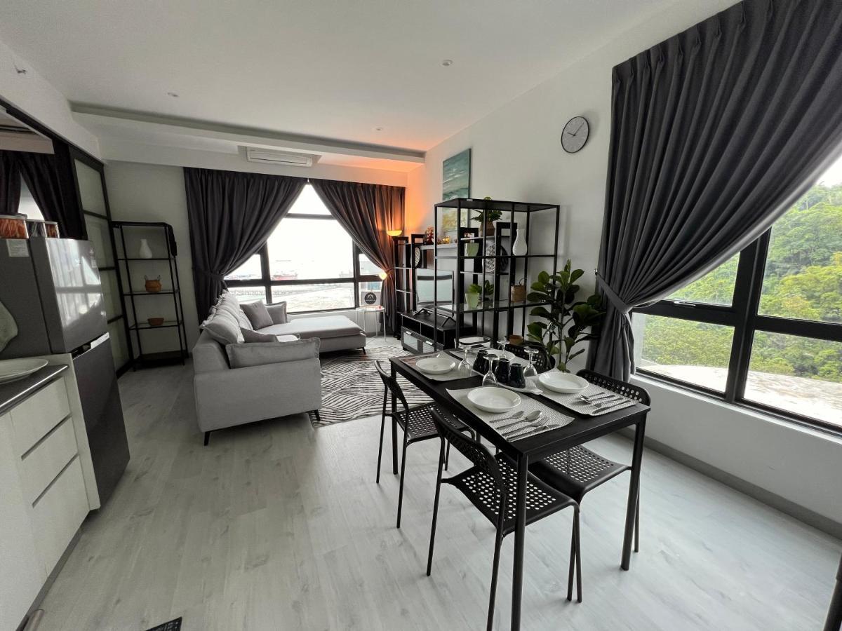 Jesselton Quay Suite By Backyard Kota Kinabalu Ngoại thất bức ảnh