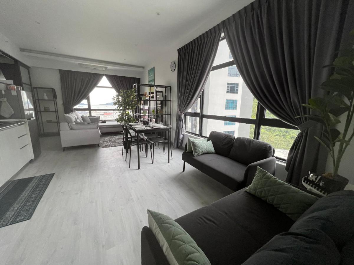 Jesselton Quay Suite By Backyard Kota Kinabalu Ngoại thất bức ảnh
