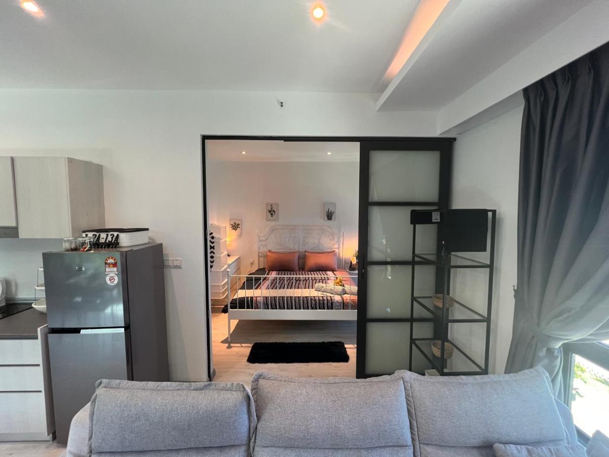 Jesselton Quay Suite By Backyard Kota Kinabalu Ngoại thất bức ảnh