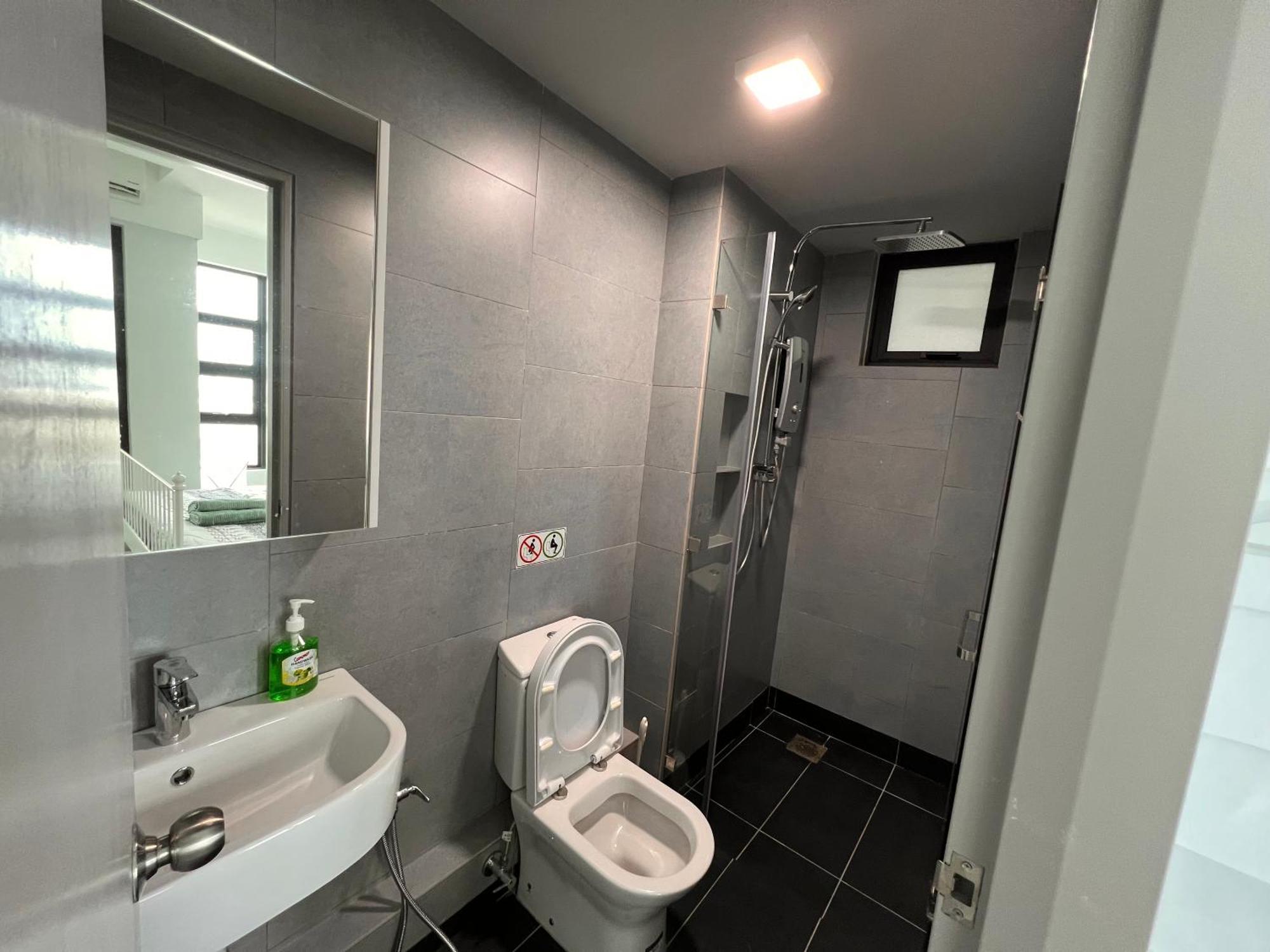 Jesselton Quay Suite By Backyard Kota Kinabalu Ngoại thất bức ảnh